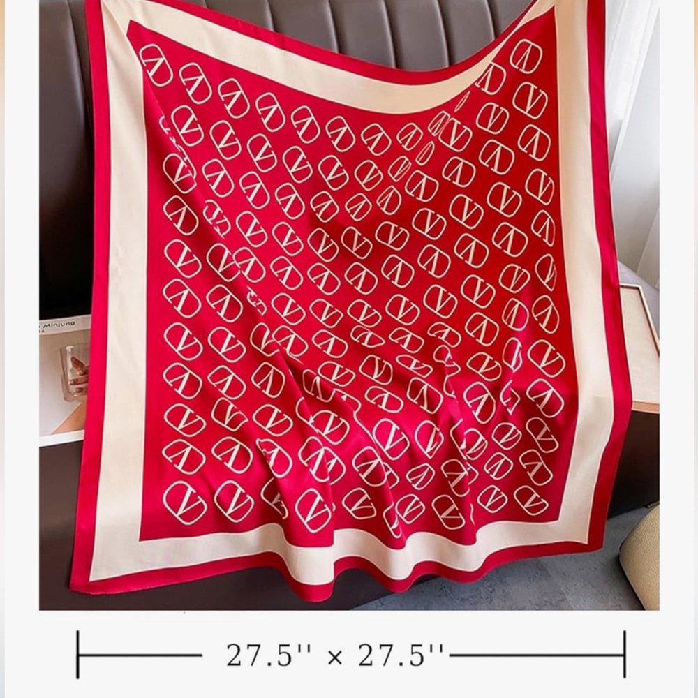DESIGNER INSPIRED SATIN SCARF😍 - Picture 3 of 4